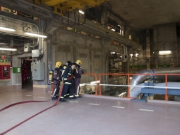 La unidad de Contra Incendios de Vandellós II realiza el ejercicio anual con los Bomberos de la Generalitat de Catalunya