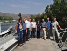 Representantes institucionales y empresariales visitan CN Ascó