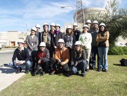 Un grupo de periodistas visita la central nuclear Ascó