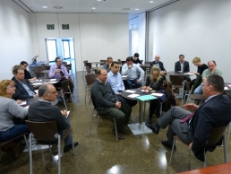 ANAV presenta las perspectivas para 2015 a los alcaldes del entorno de sus plantas