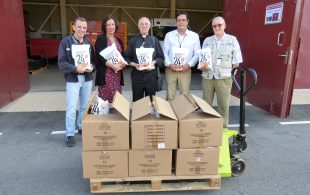 ANAV dona 400kg productos de primera necesidad a las delegaciones de Vandellós i l’Hospitalet de l’Infant y 70 raciones de alimentos a Cáritas Diocesana de Móra d’Ebre