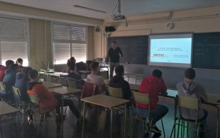 Responsables de Ciberseguretat d'ANAV imparteixen un taller a l'Institut Julio Antonio de Móra d'Ebre